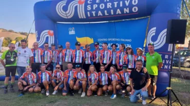 Raggi e maglie tricolori brillano nel ricco weekend del ciclismo CSI